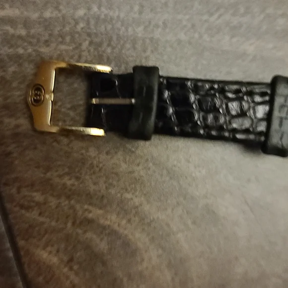 Watch - Picture 5 of 7